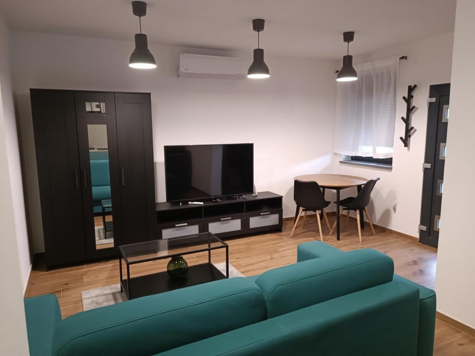 Apartmani Jana Osijek Buitenkant foto